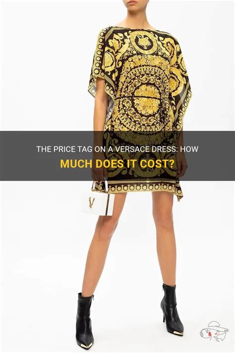 how much does versace robe cost